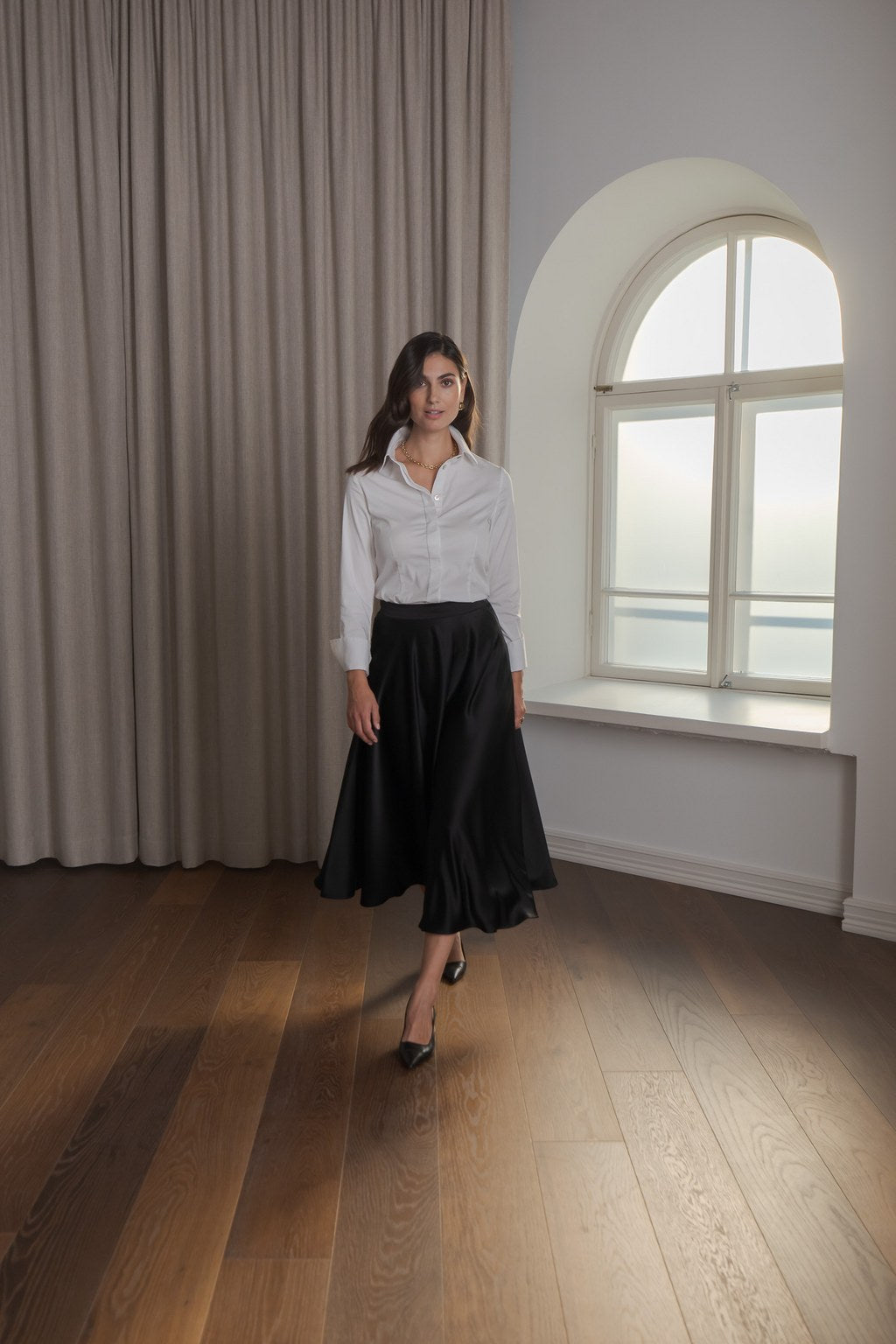 Wide satin skirt, Black