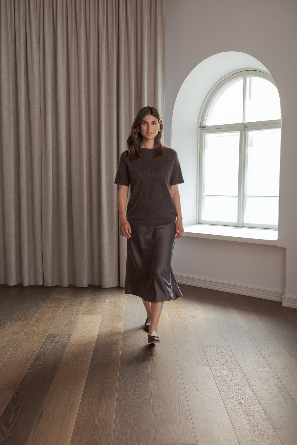 Short-sleeved cashmere sweater, Dark chocolate