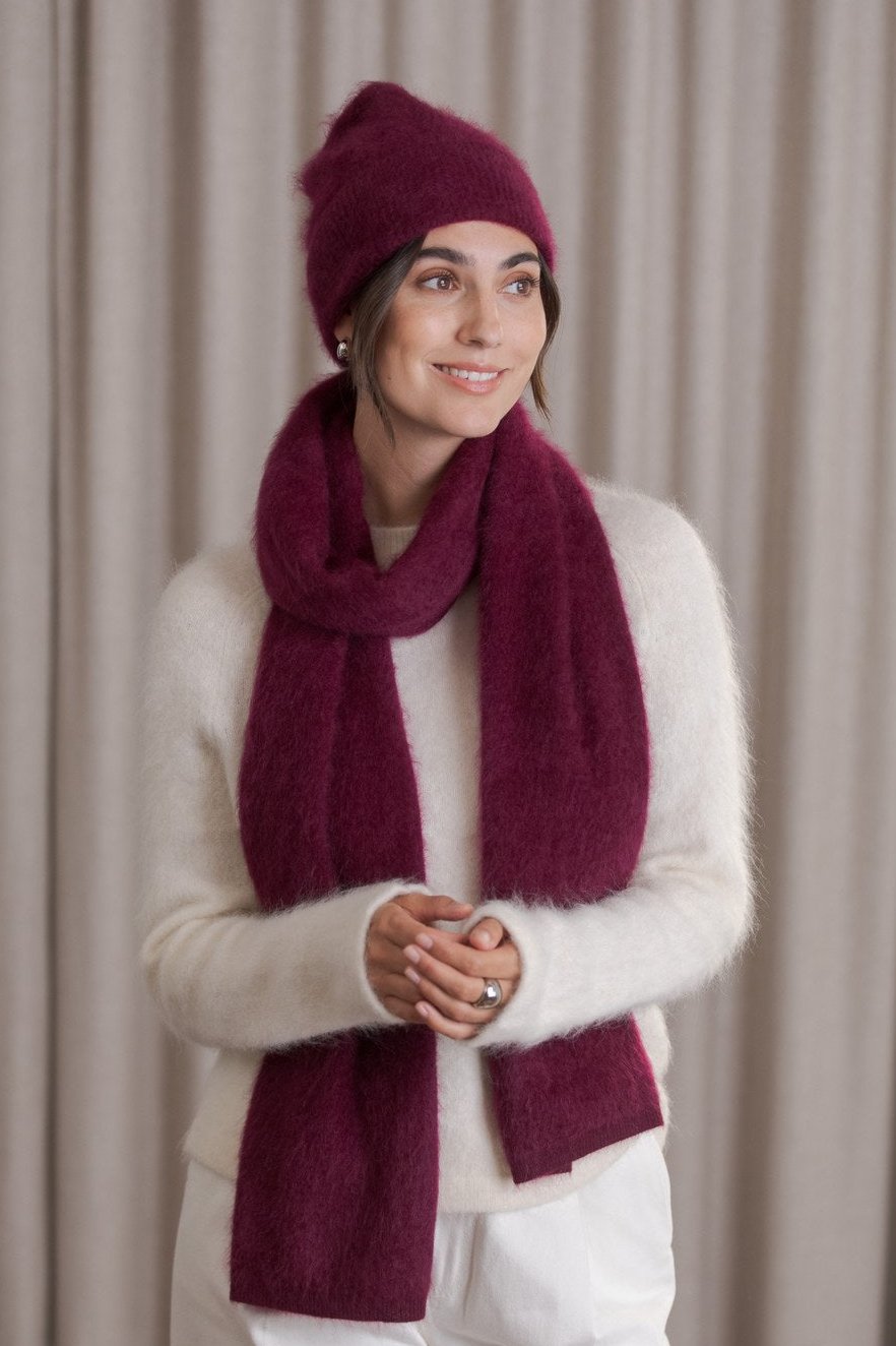 Cashmere beanie, Dark wine