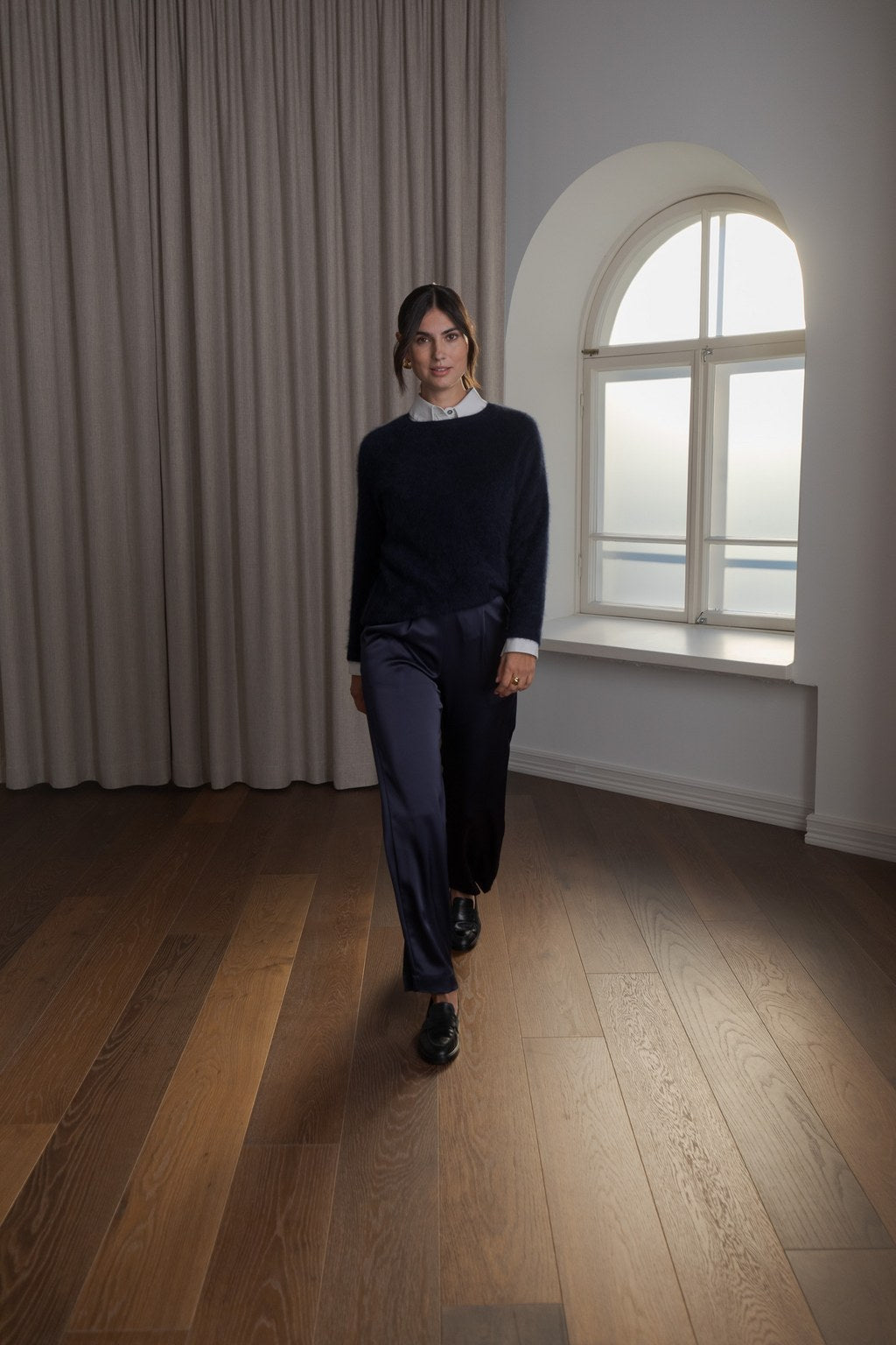 Long-sleeved cashmere sweater, Dark navy