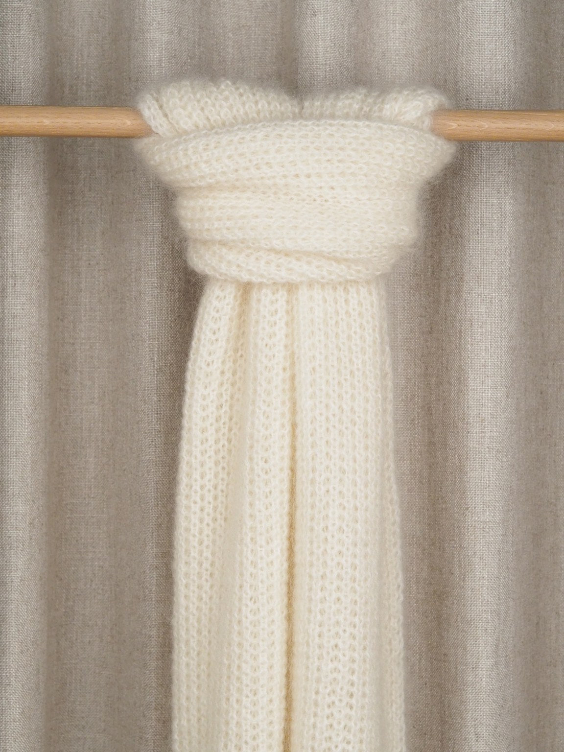 Scarf made of kid mohair blend, Cream