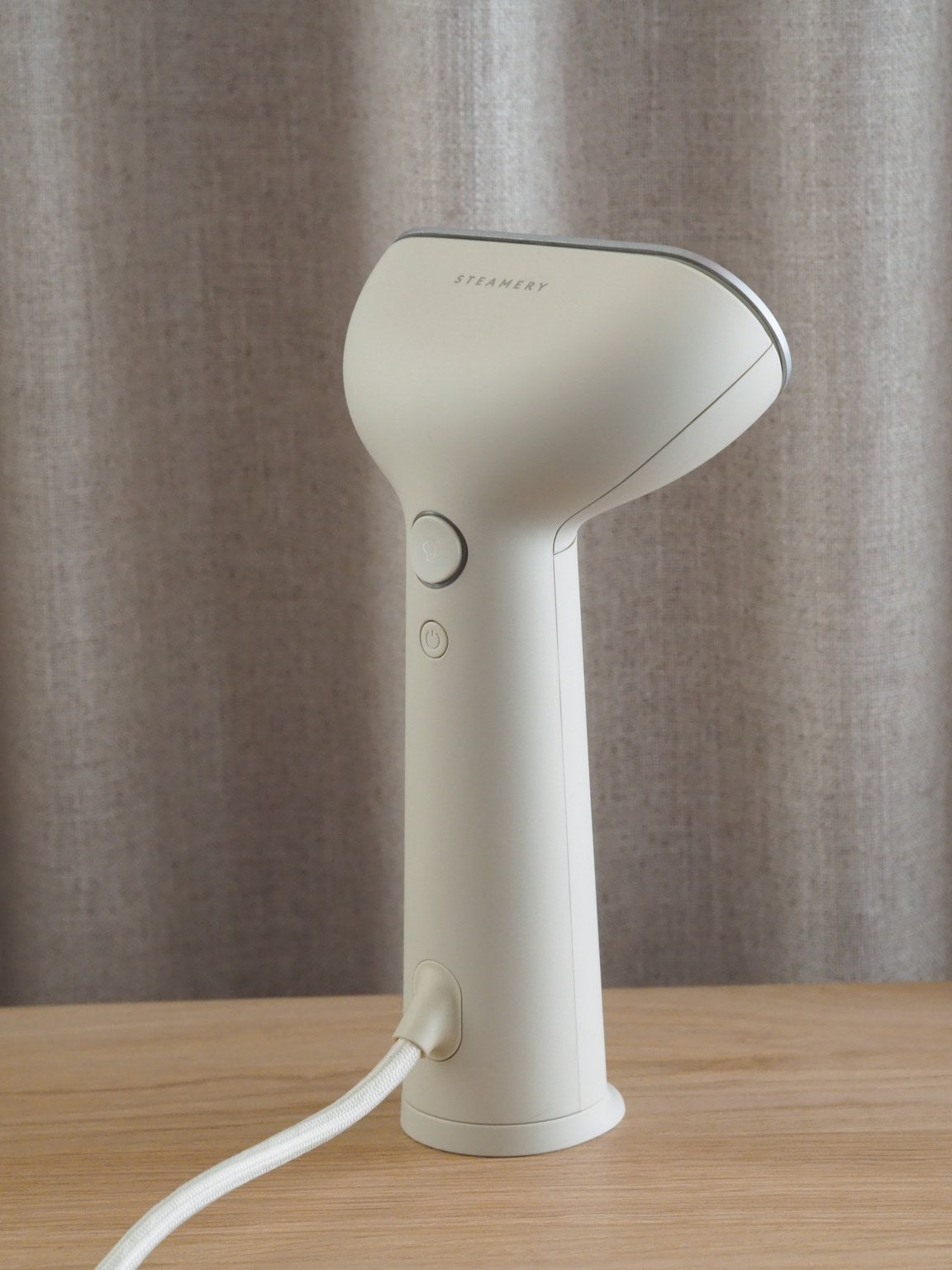 Clothes steamer Cirrus 3